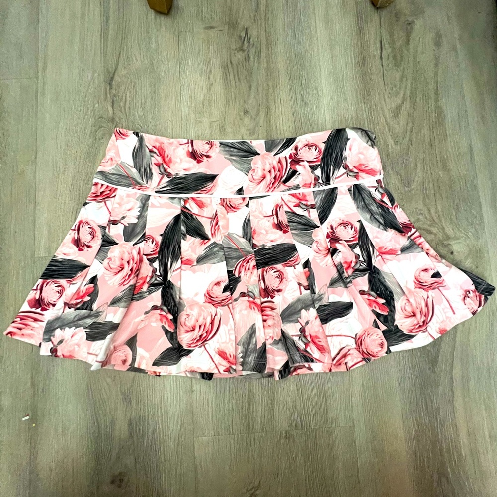 Tail Activewear | Skort | Golf Skirt | Floral Pink | Sun Protective Fabric | L
